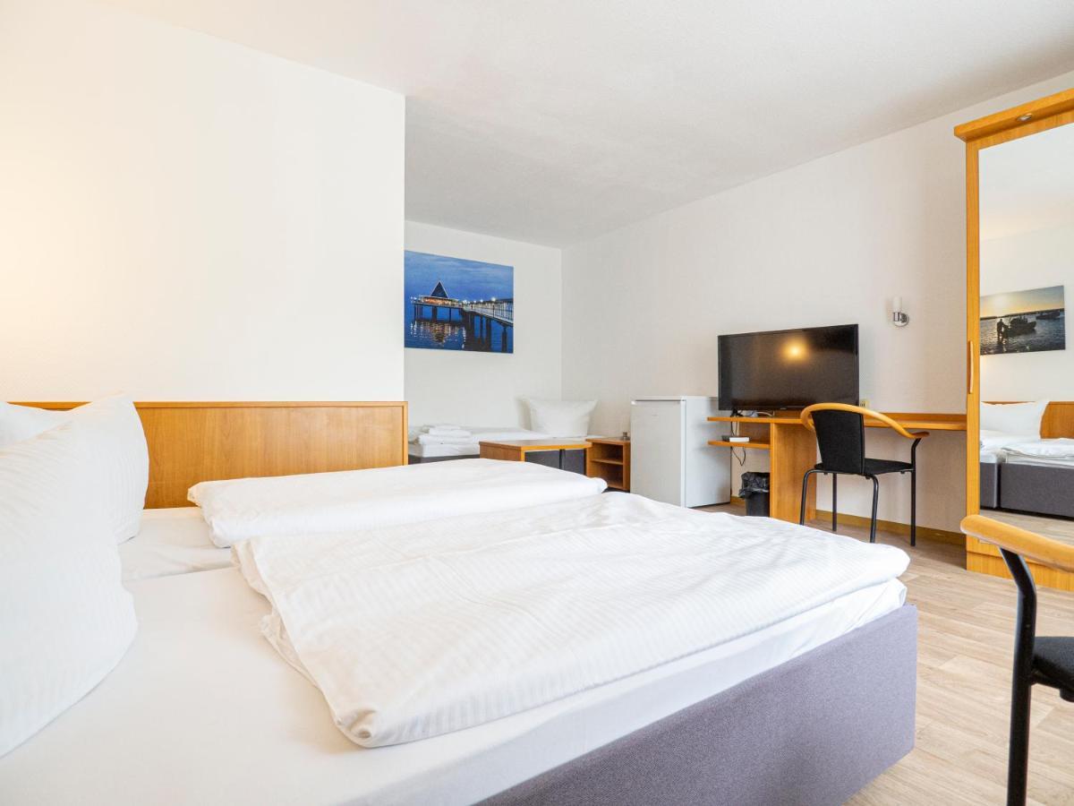 Motel Stralsund Exterior foto